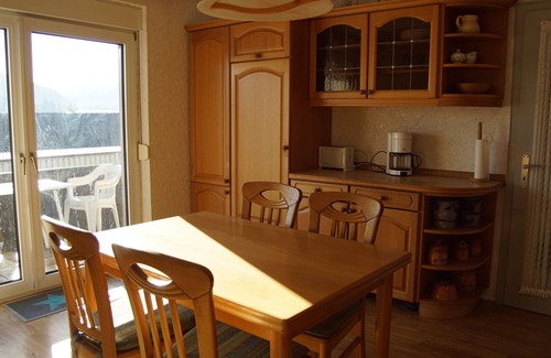 Biberach Apartment | Cozy apartment with balcony, 65sqm, 2 bedrooms to max. 4 people