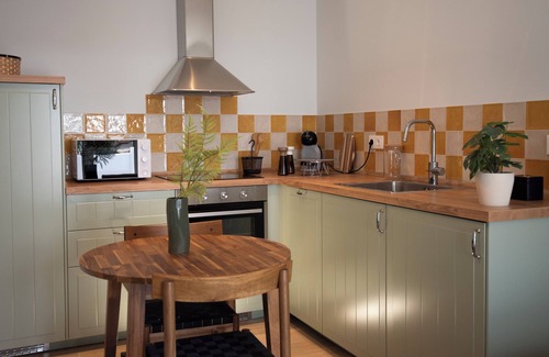 Barrio de la Vega Apartment | Cozy apartment with terrace and views in the neighborhood of Monachil