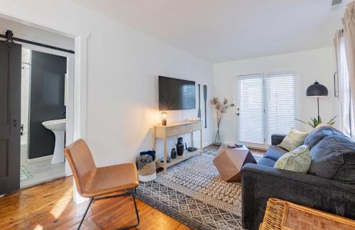 Villas House | Cozy Beach Cottage Near The Bay
