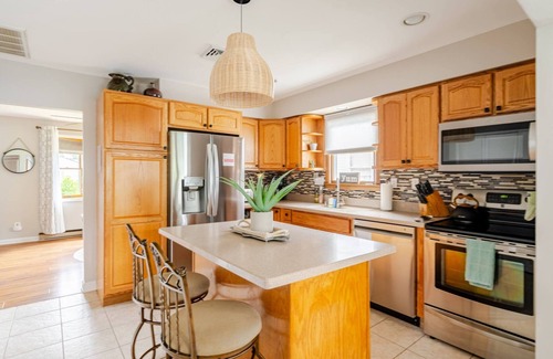 Villas Cottage | Cozy Beach House – Minutes from Best Sunsets and Wineries! Baby & Kid Friendly