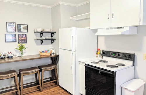Hartsville Cottage | Cozy Blue Cottage 2BR/1BA