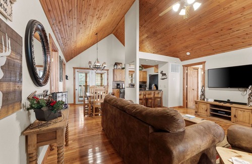 Branson West Cabin | Cozy Branson West Cabin!