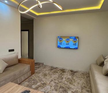 Drargua Apartment | Cozy Bright Family Apartment Near City Center
