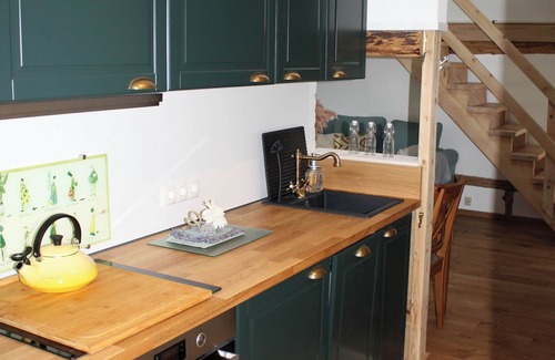Alfter Apartment | Cozy, bright vacation apartment in half-timbered house - near Bonn and Phantasialand