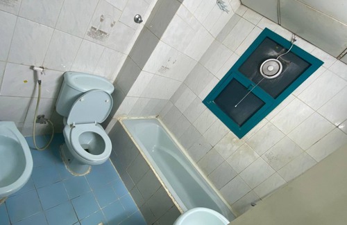 Mussafah House | Cozy building in awesome Abu Dhabi with WiFi, AC