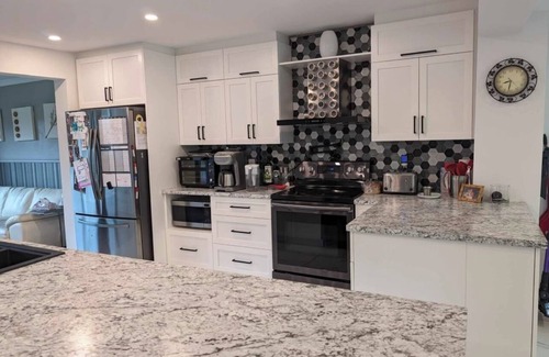 Saint-Jean-Sur-Richelieu House | Cozy Stay Near Base & Colleges