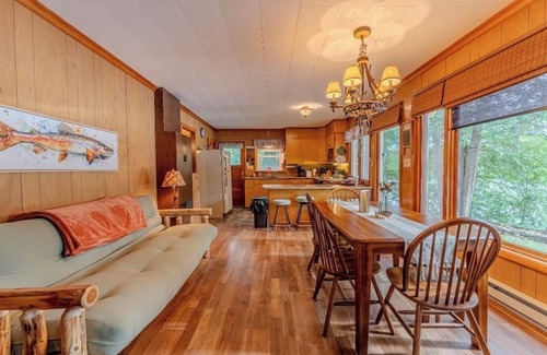 Cornell Cabin | Cozy cabin close to little bay de noc. Located on legendary trout waters