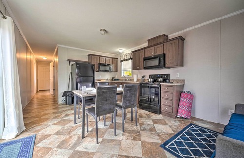 Cassopolis Cabin | Cozy Cabin: Community Pool & Lakefront Beach!