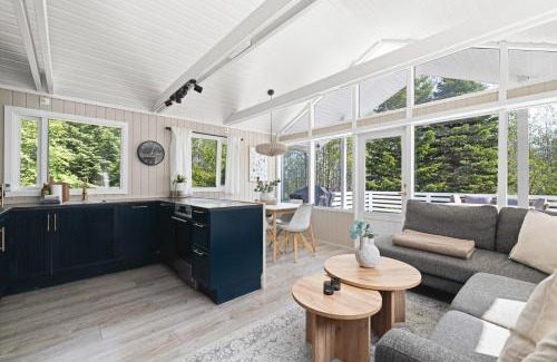 Laugarvatn Ski Chalet | Cozy Cabin - Golden Circle