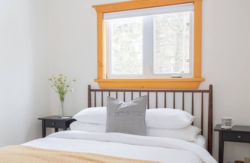 Utterson Cabin | Cozy Cabin in the Woods - The Doma Lodge