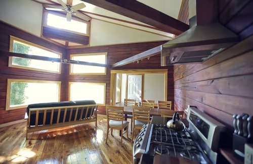 Slade Cabin | Cozy Cabin Is A Centrally Located Cabin In The Red River Gorge, Ky