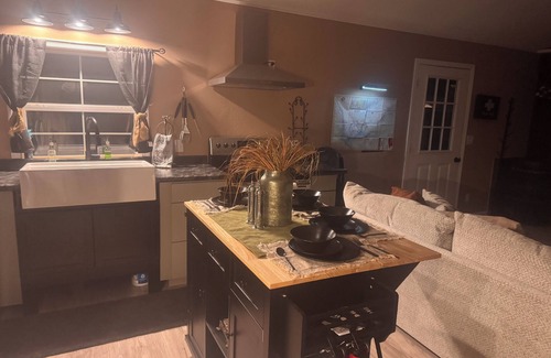 Mount Pleasant Cabin | Cozy cabin on Lake Seminole, the bass capitalnOf the world!
