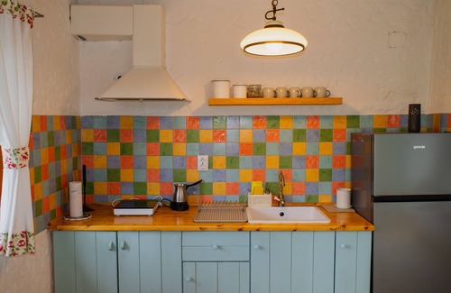 Bertea House | Cozy cabin on the hills
