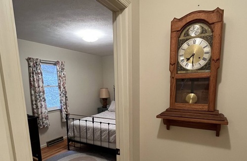 McDowell Cabin | Cozy Cabin Retreat on the Bullpasture River!