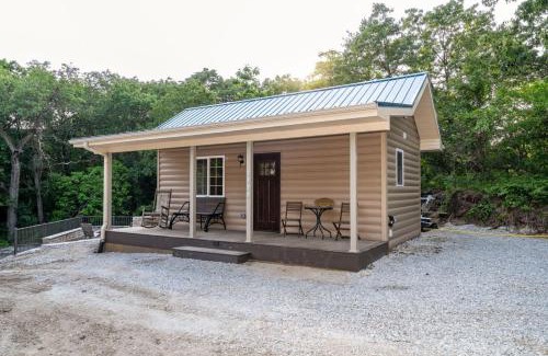 Miller Beach House | Cozy Cabin w Loft Grill Fire Pit