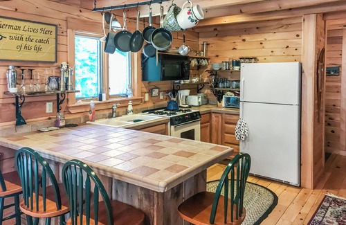 Rangeley House | Cozy Cabin with Rec Trail and Lake Access!