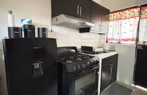 Tepic House | Cozy Casa Ceiba,Charming 2-bedroom house with WiFi, AC in brilliant Tepic