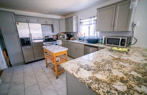 Near North Valley House | Cozy Casa: Pet-Friendly 3BR Home in the Heart of North Valley, Albuquerque