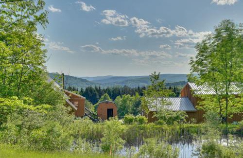 Hobart Apartment | Cozy Catskills Studio Rental with Mountain Views!