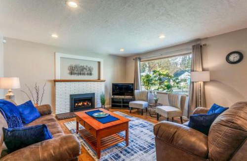 Garden District House | Cozy CDA Retreat 4BR Fire Pit Weekly Deals