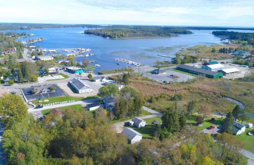 Cedarville House | Cozy Cedarville Cottage - Walk to Lake Huron!