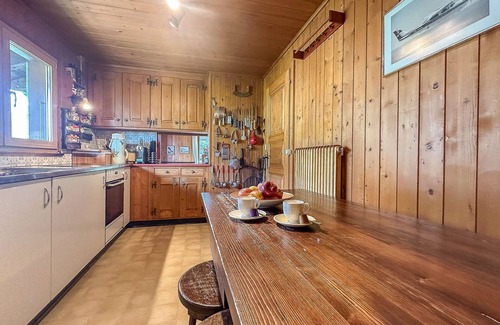 Liddes House | Cozy chalet, Alps view, fireplace & large terrace