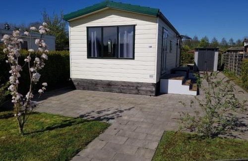 Berkhout Ski Chalet | Cozy chalet near Amsterdam at Camping Venhop