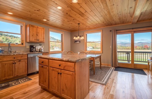 Bethel House | Cozy Chalet with Wonderful Views, Game Room