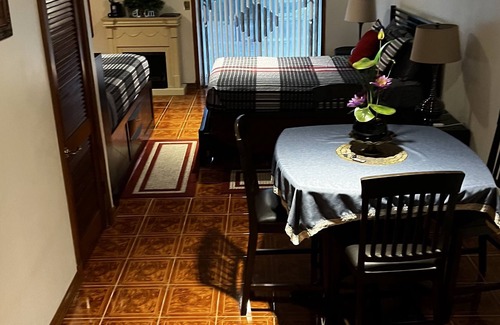 Canarsie Apartment | COZY CLASSY STUDIO NEAR NYC