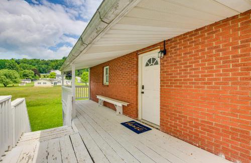 Clearfield Apartment | Cozy Clearfield Apartment - 3 Mi to Downtown!