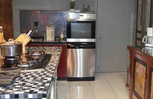 Damansara Perdana House | Cozy&Comfortable Amisha Vacation Homes 2 Bedrooms Apartment Staycation