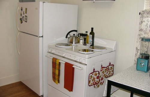 Stroudsburg Apartment | Cozy, comfortable and conveniently close to historic downtown Stroudsburg!