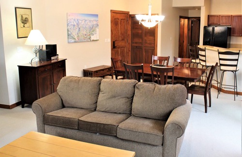Historic District Condo | Cozy Condo in family friendly Main Street Station - Downtown Breckenridge