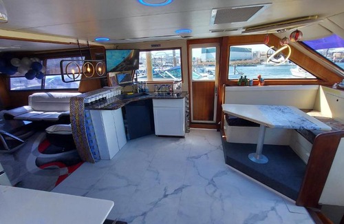 Gerritsen Beach Boat Rental | COZY CONDO OCEAN 3xDECK YACHT