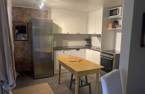 Bastad Condo | Cozy condo perfect outdoor activities as golf, beach walks, biking and culture.