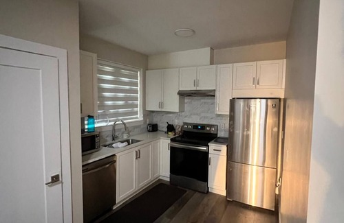Abbotsford Condo | Cozy condo with AC in lovely Abbotsford