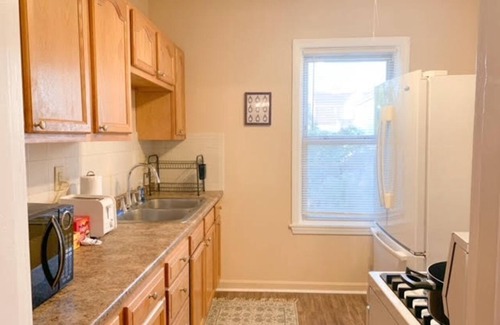 Pawtucket Apartment | Cozy, Convenient 3 Bed Apartment near Providence!