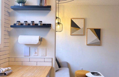 Canmore Condo | Cozy Corner Mountain View Oasis