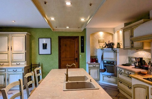 Mantoche Cottage | Cozy Cottage by the Saône