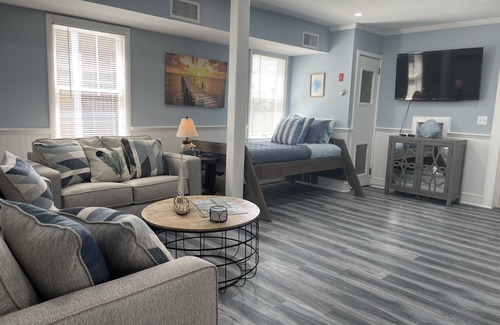 Brant Rock Cottage | Cozy Cottage by the Sea πβοΈβ΅οΈ3 bedroom - across from Brant Rock & nightlife