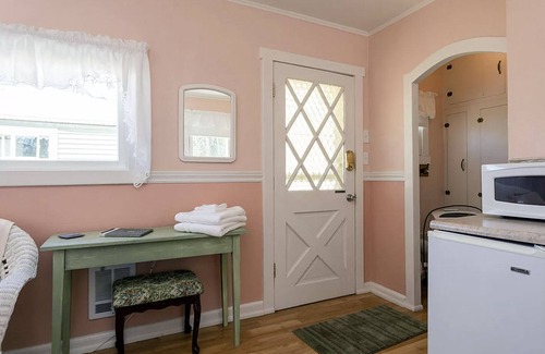 Fort Klamath Apartment | Cozy Cottage Close to Crater Lake