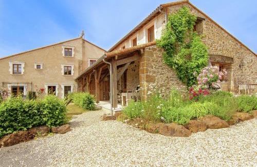 Roussines House | Cozy Cottage in Roussines, Dordogne, cleaning included