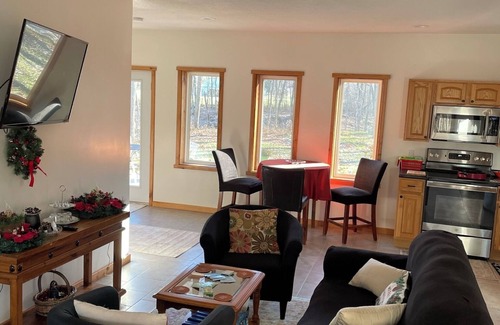 Melmore Cottage | Cozy cottage in the woods