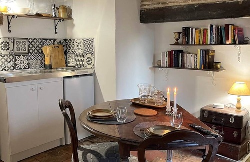 Lorris House | Cozy cottage “l'Ecurie”