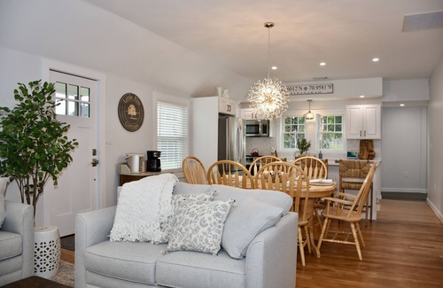 Dartmouth House | Cozy cottage surrounded by nature. Fire pit, close to everything