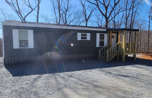 Springville Cottage | Cozy cottage w/1 bedroom, WiFi, AC in tranquil Springville close to boat ramps
