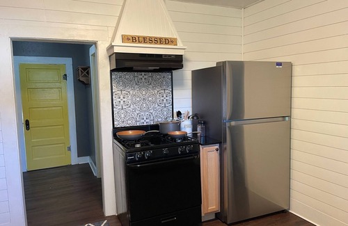 Denison House | Cozy Country Cabin