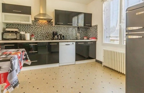 Missillac Cottage | Cozy Countryside Cottage near Brière Park with Garden, WiFi, and Modern Amenities