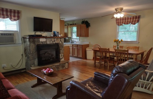 Maggie Valley Cottage | Cozy Creek Cottages