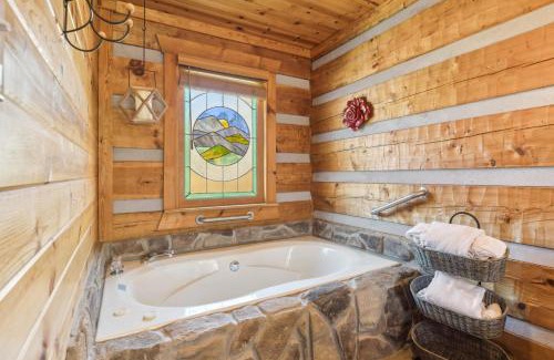 Sevierville House | Cozy Dog Friendly Lovey Bear Cabin with Hot Tub Fireplace Across from Soaky Mountain Water Park